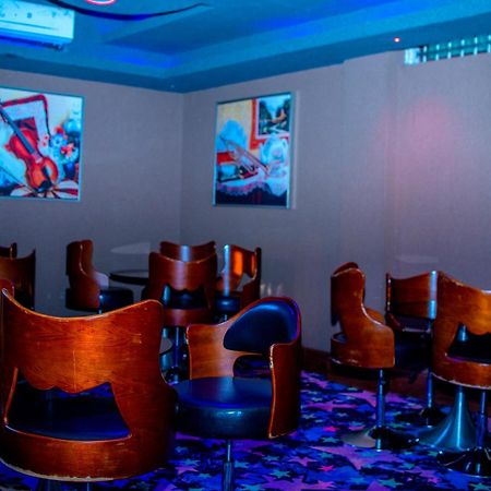 Hera Hotel カンパラ エクステリア 写真